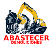Una excavadora Komatsu está demoliendo una casa.