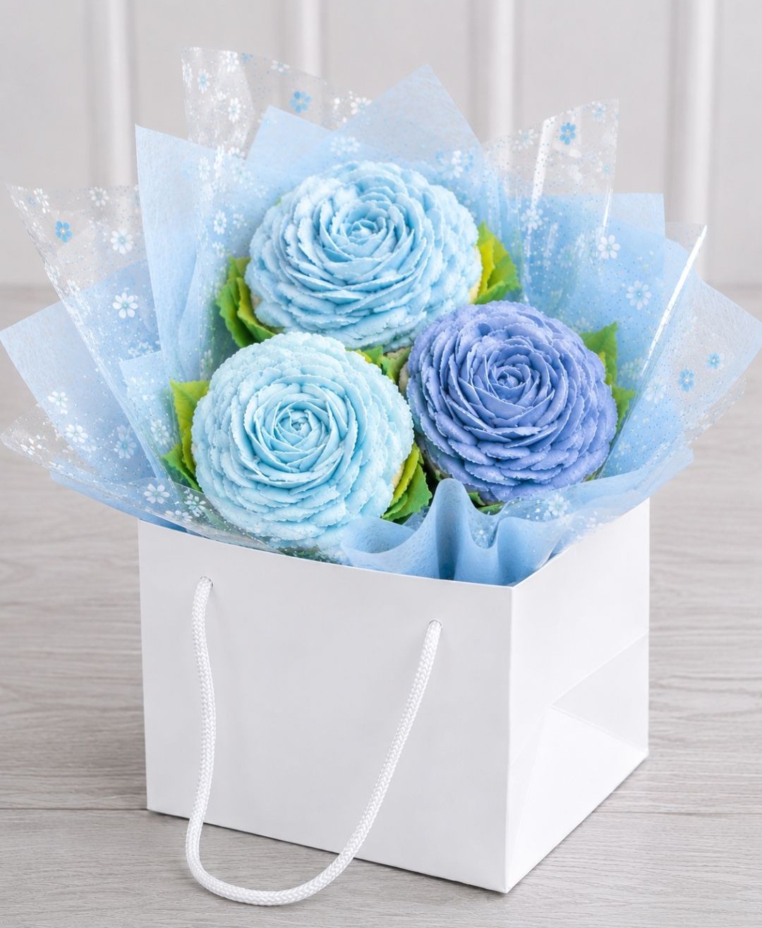 Three's Company Triple bagged cupcake bouquet