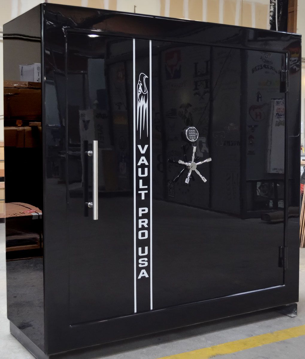 100 gun safe with gloss black finish