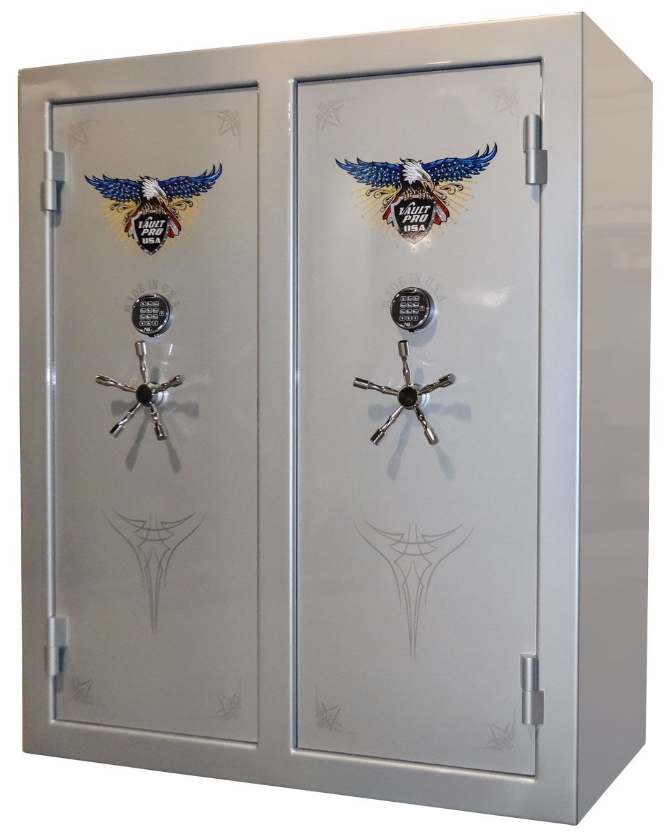 Double Door 762 model safe in Metallic Silver gloss finish. Double door safes provide easy access for collectors. Ideal when space to swing a single door is an issue.