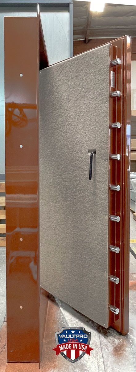 Elite model vault door with inner release handle. Step-system door and 18 bolt locking system.