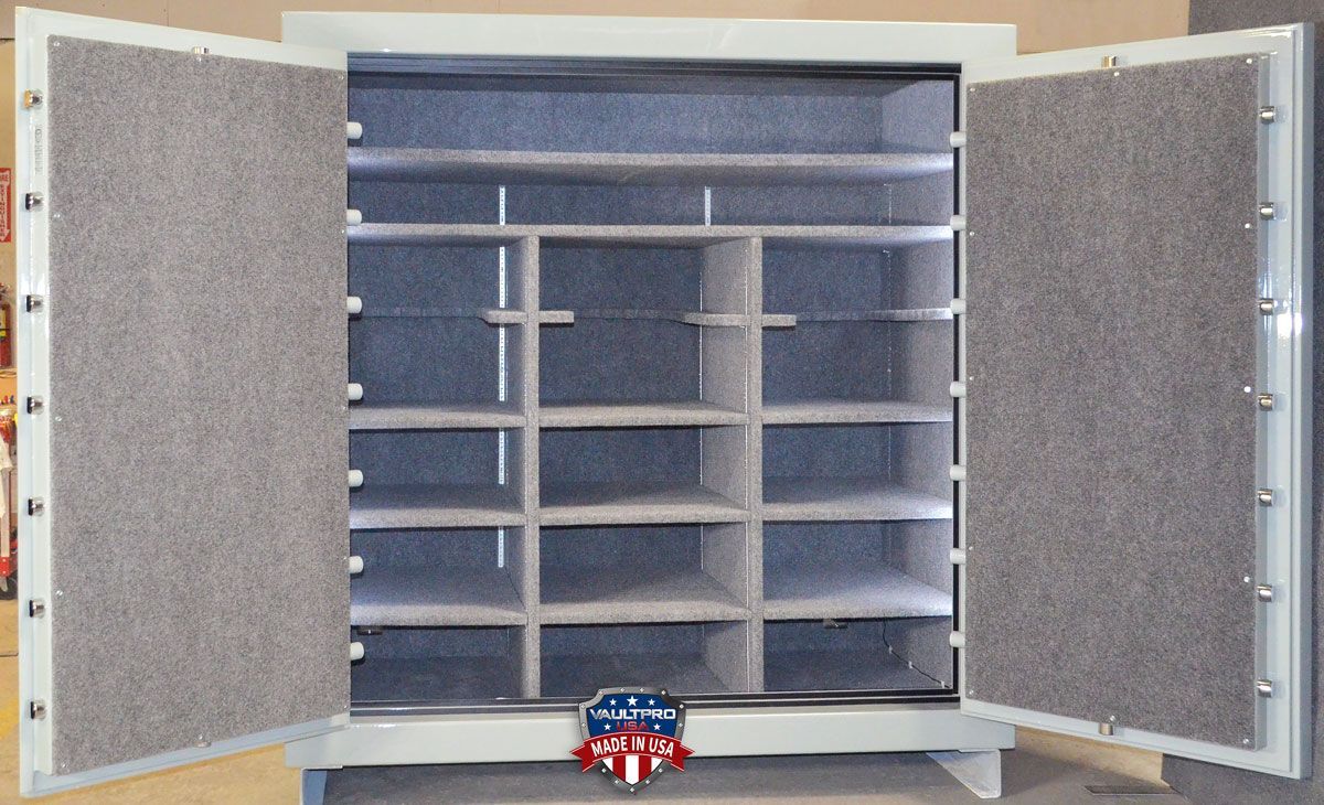 Monster 100 long gun double door safe