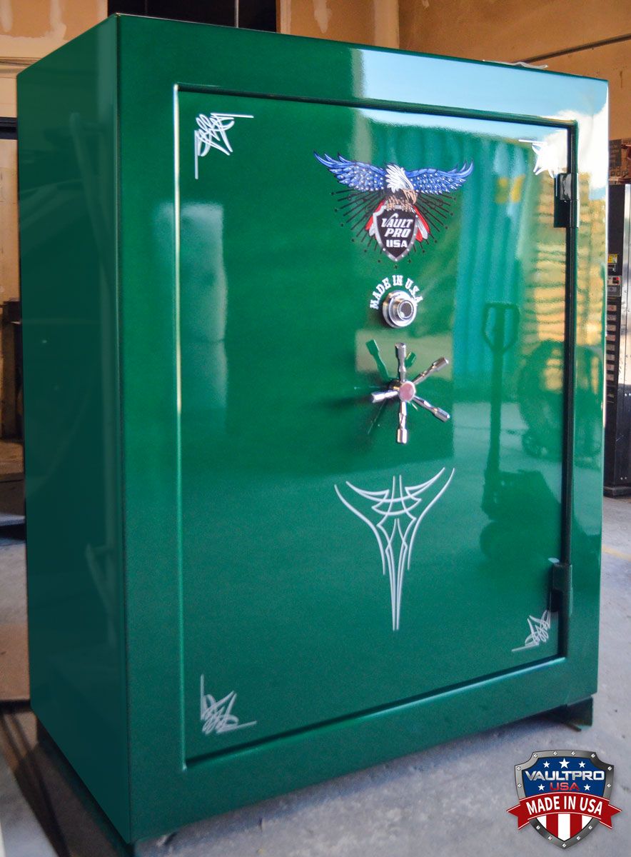 AE-760, 60-gun safe in optional Meadow Green gloss finish.