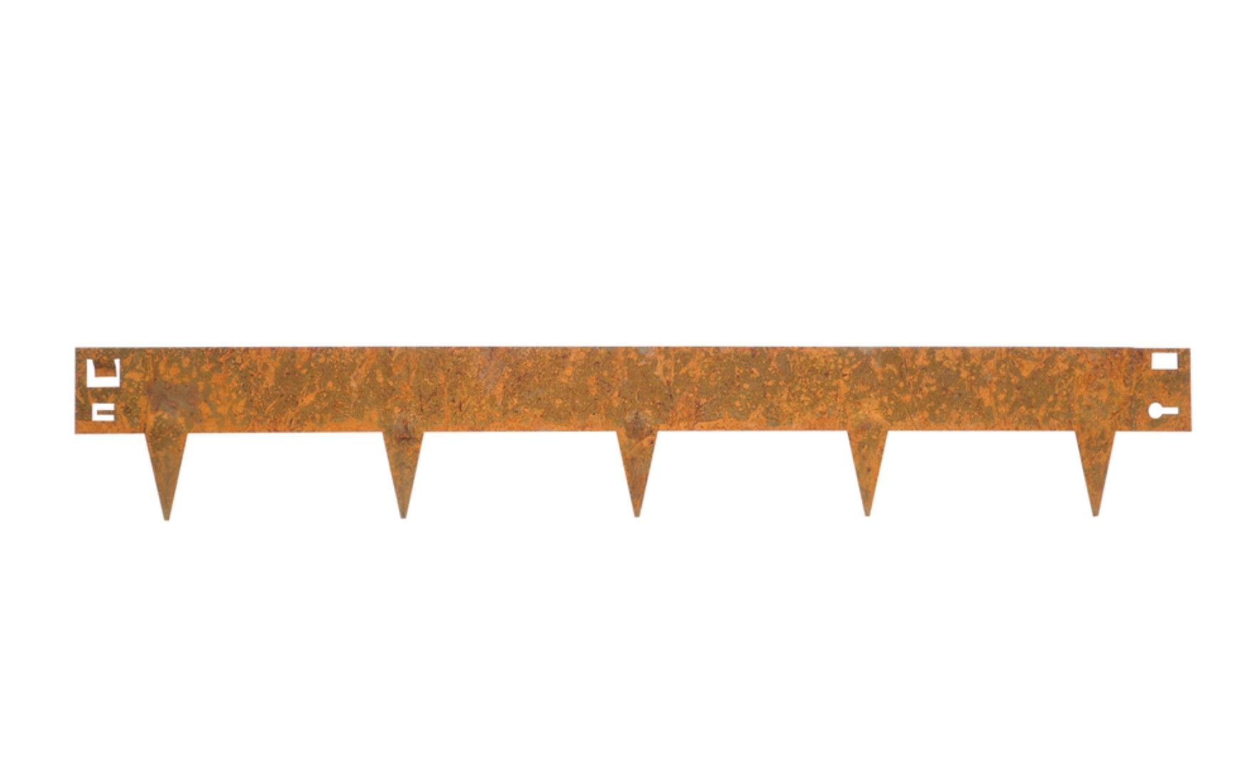 Technische tekening van een metalen tuinrandstrip met geïntegreerde grondpinnen en maatlijnen.