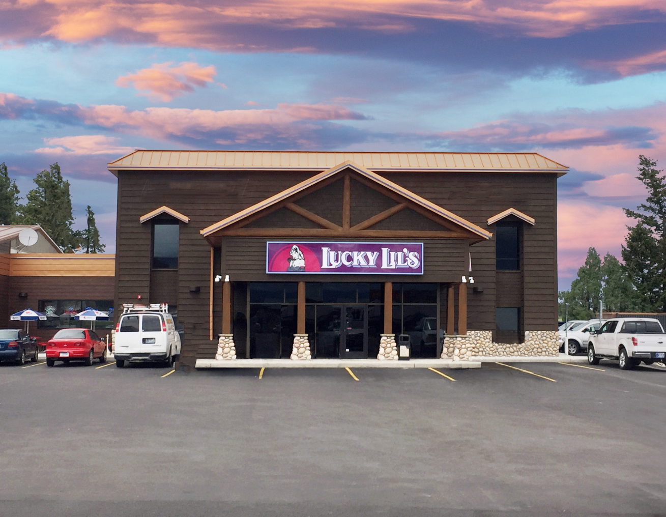 Lucky Lil's Kalispell #7 exterior
