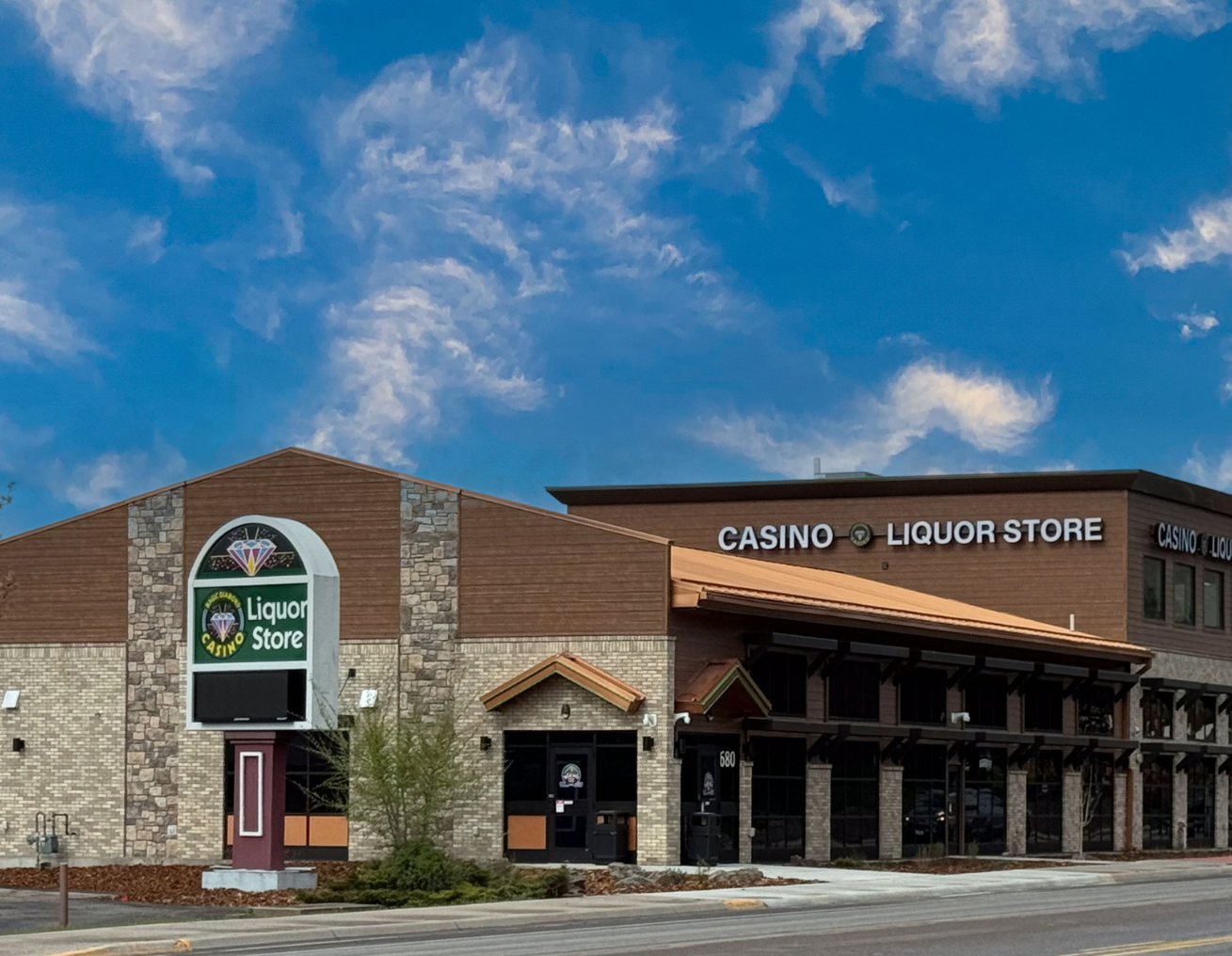 Bozeman 5 Liquor Store Exterior