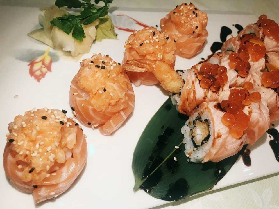 specialità di sushi e sashimi