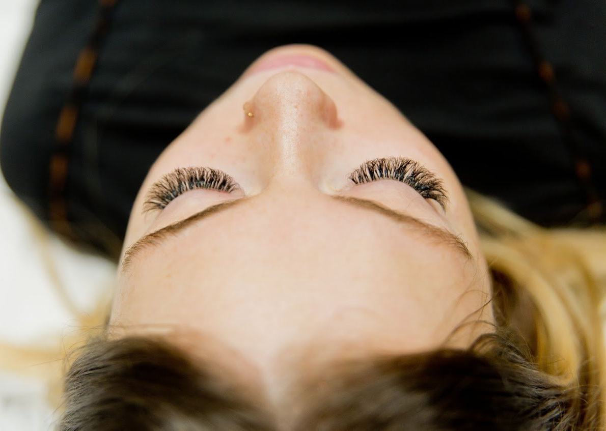 eyelash extension by la bella vita in  belfast