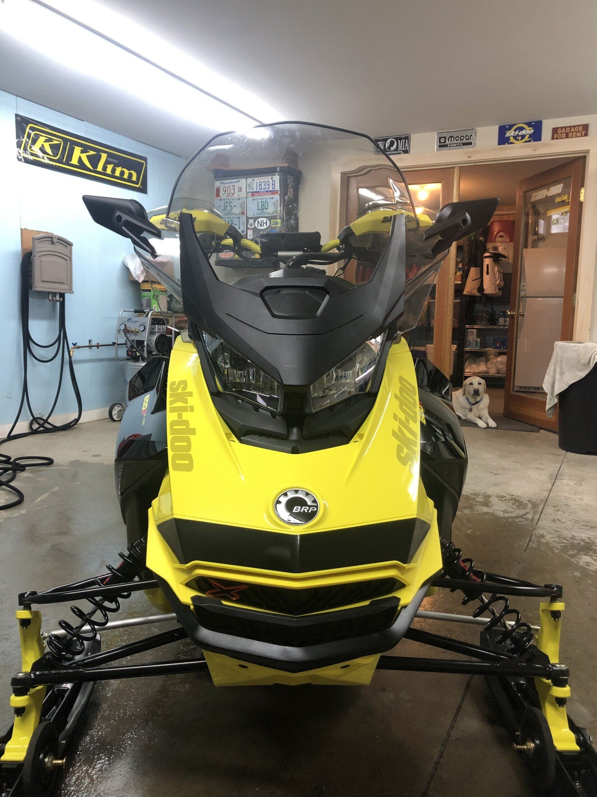 Snowmobile detailing 