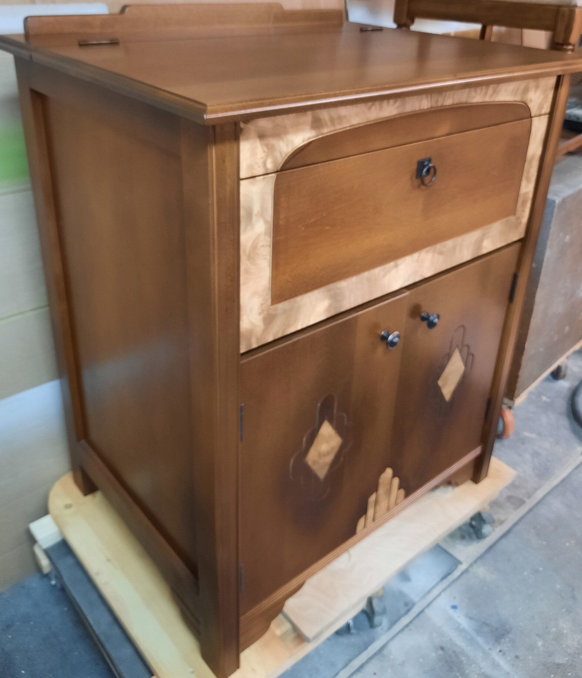 Anna liquor cabinet side