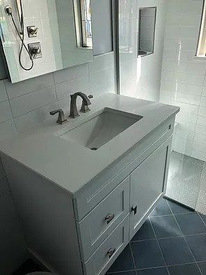 Front Bath Side