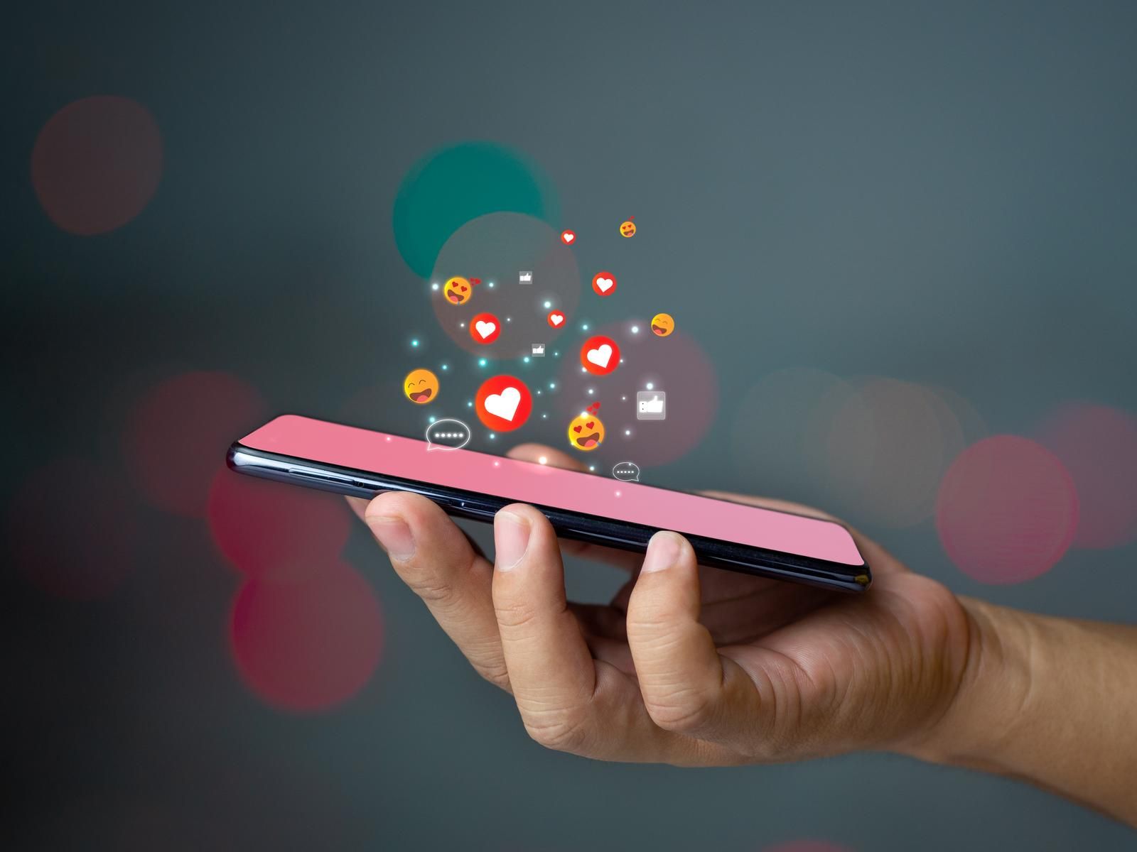 Doctor in Nashville using social media app 