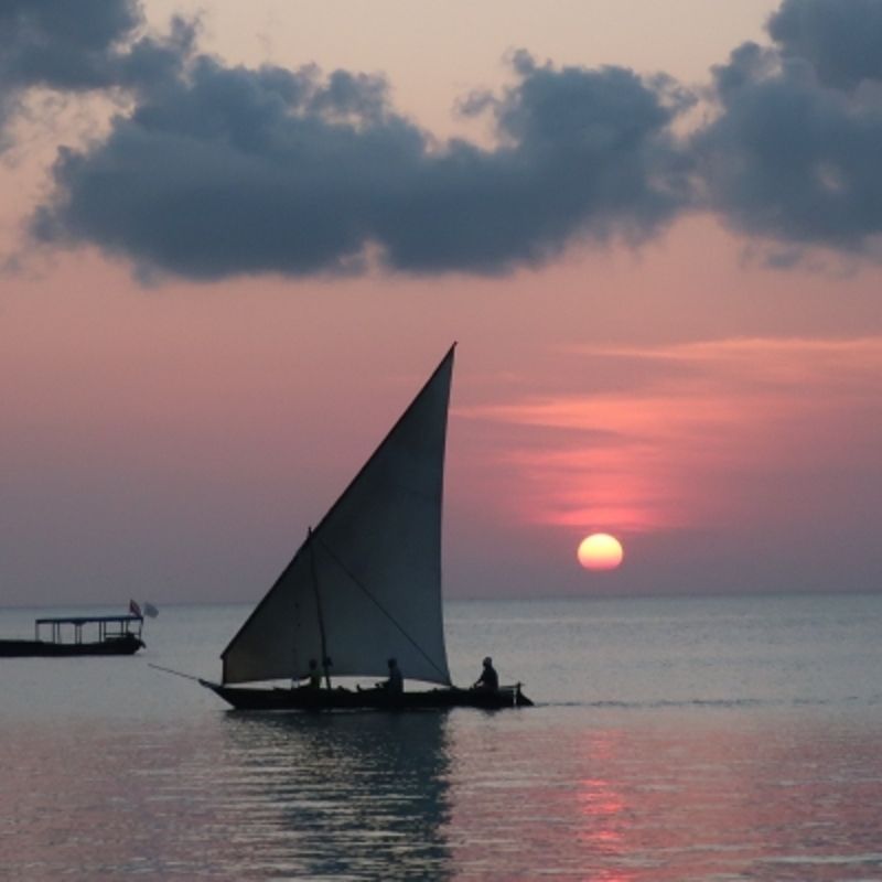 Boating in São Tomé reveals stunning coastlines, secluded beaches, and lush islands, with trips ranging from coastal cruises to excursions to Ilhéu das Rolas on the Equator, offering scenic views, snorkeling spots, and glimpses of marine wildlife.