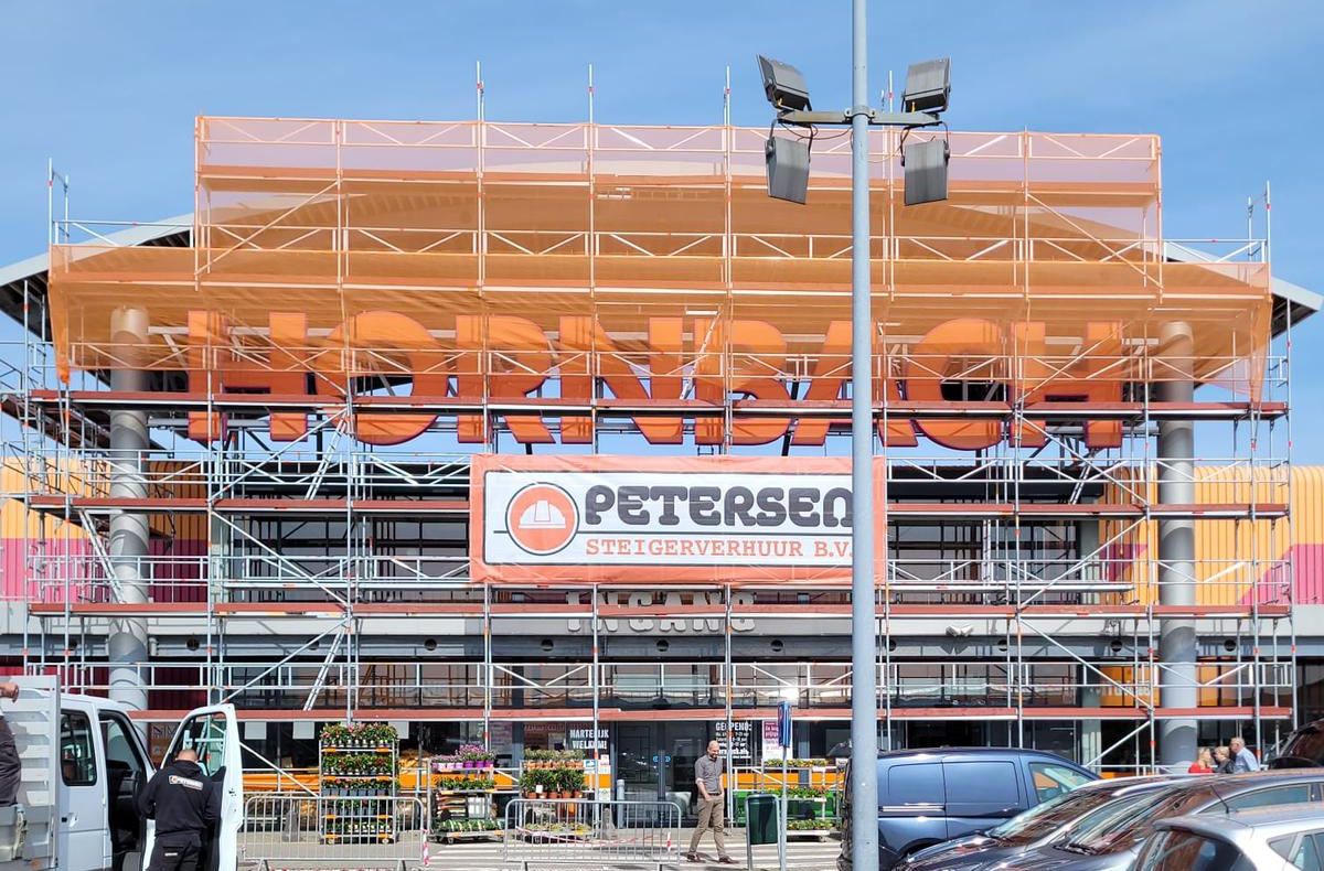 Steiger huren voor dakdekkersbedrijven