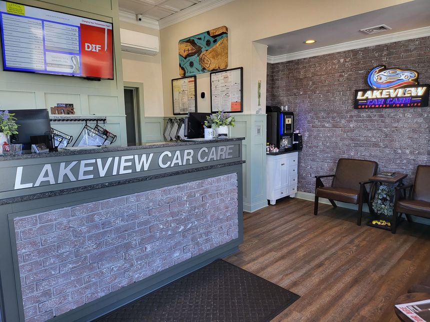 Lakeview Car Care's Reception Desk