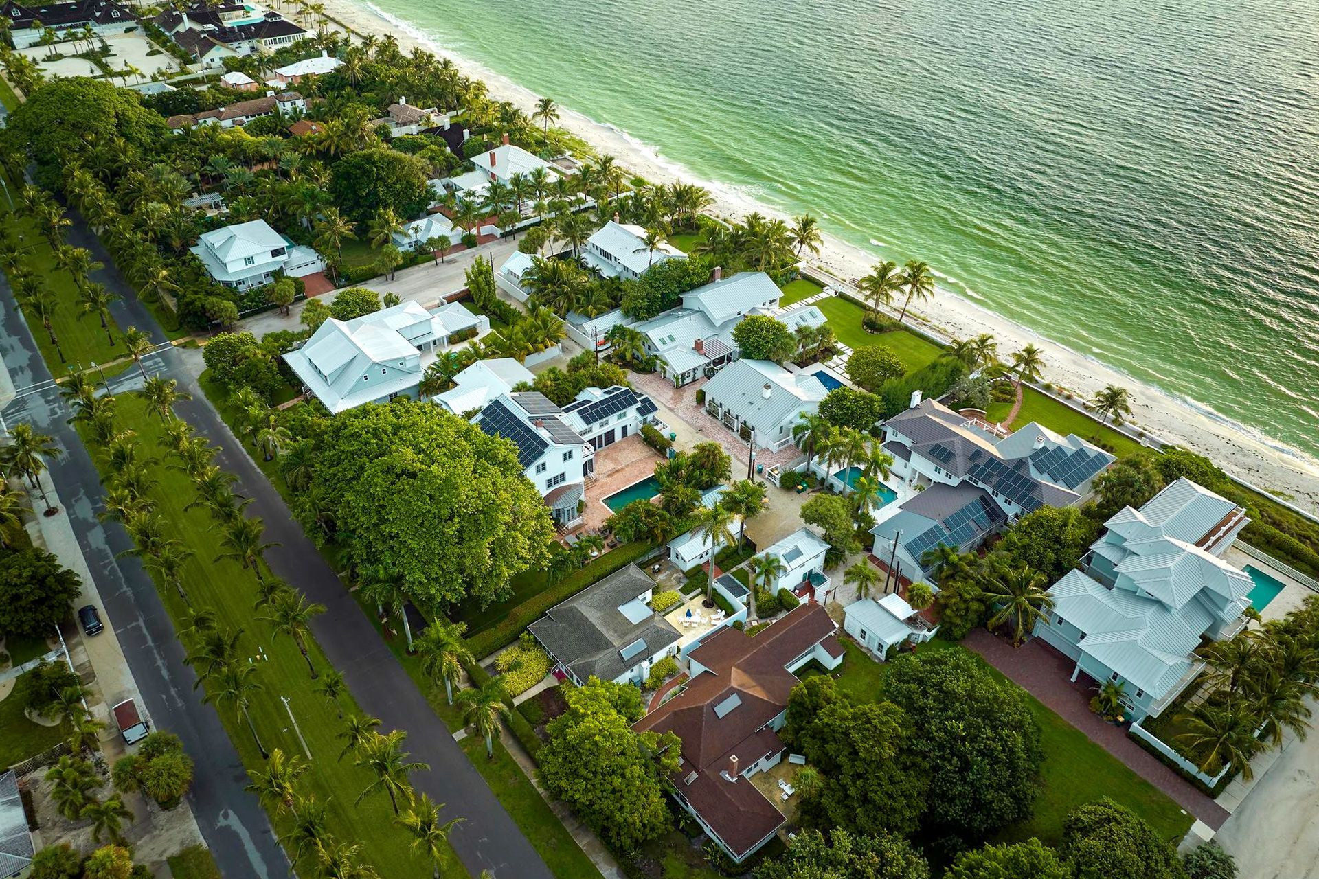Residential homes reflecting real estate market trends