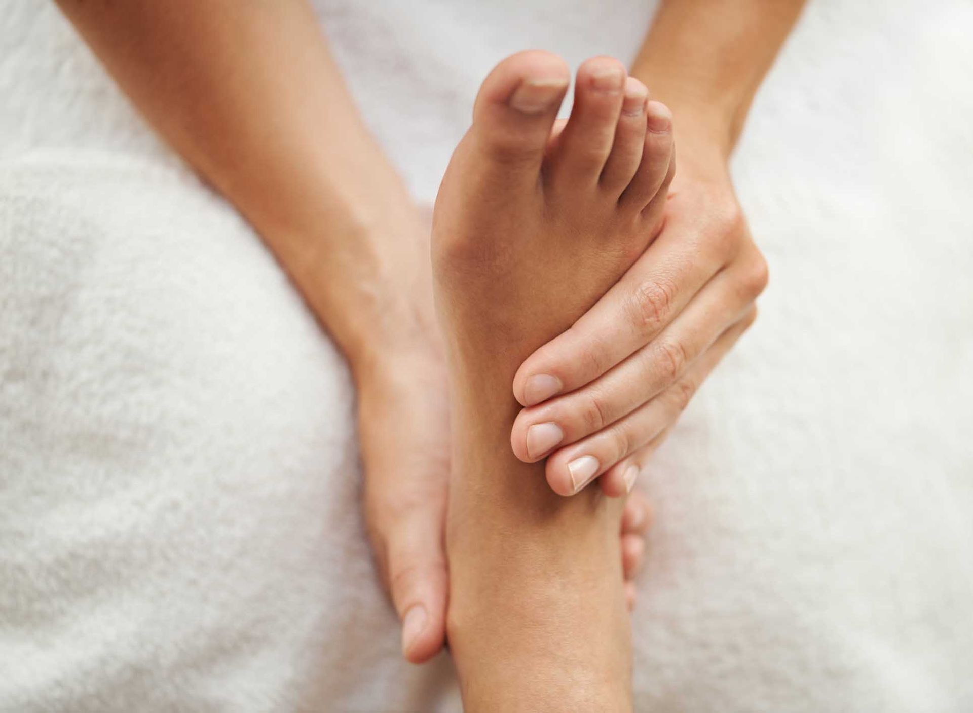 Nice Foot Massage — Miami, FL — Massage & Oriental Spa