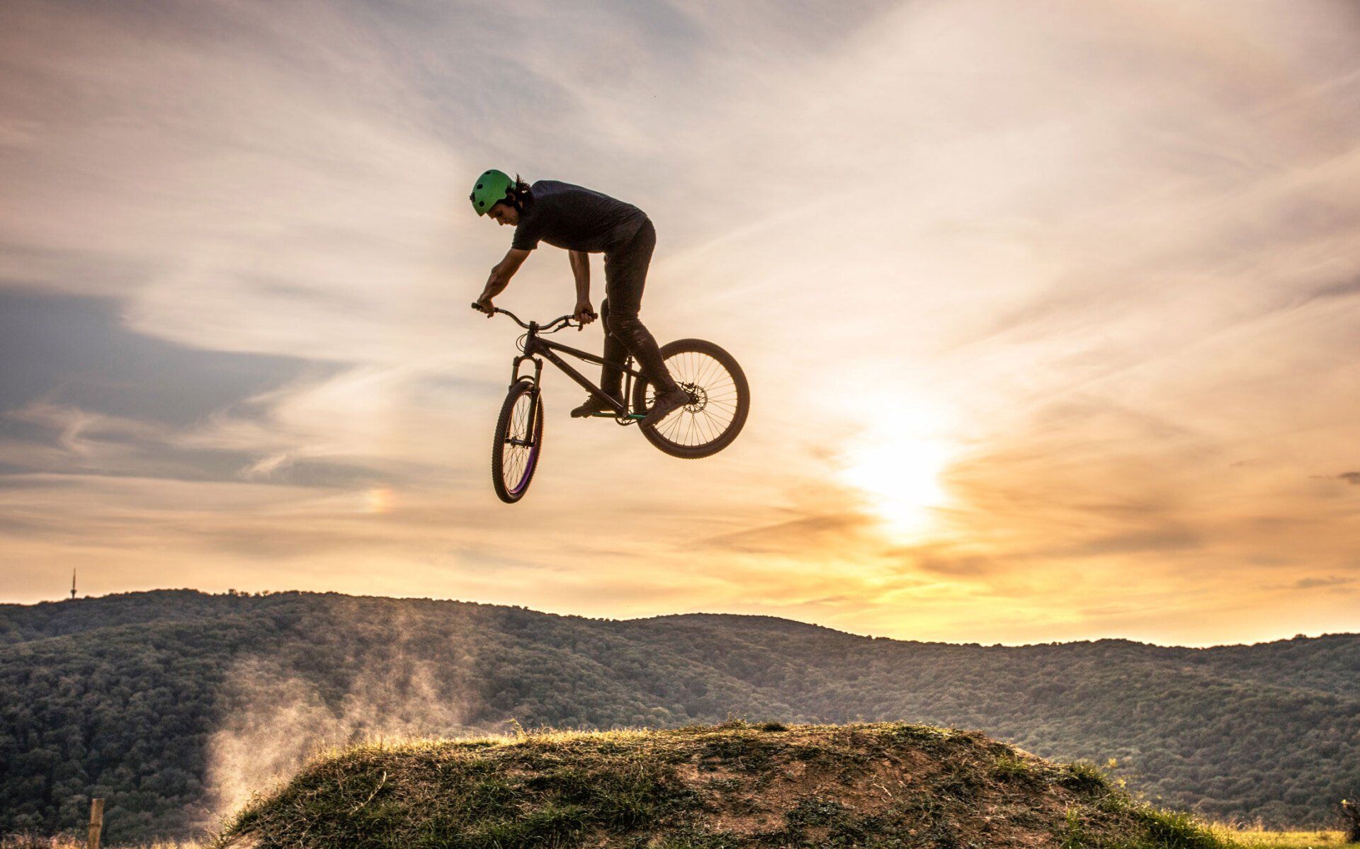 Skillful Man on Mountain Bike — North Geelong, VIC — Marshall’s Cycles