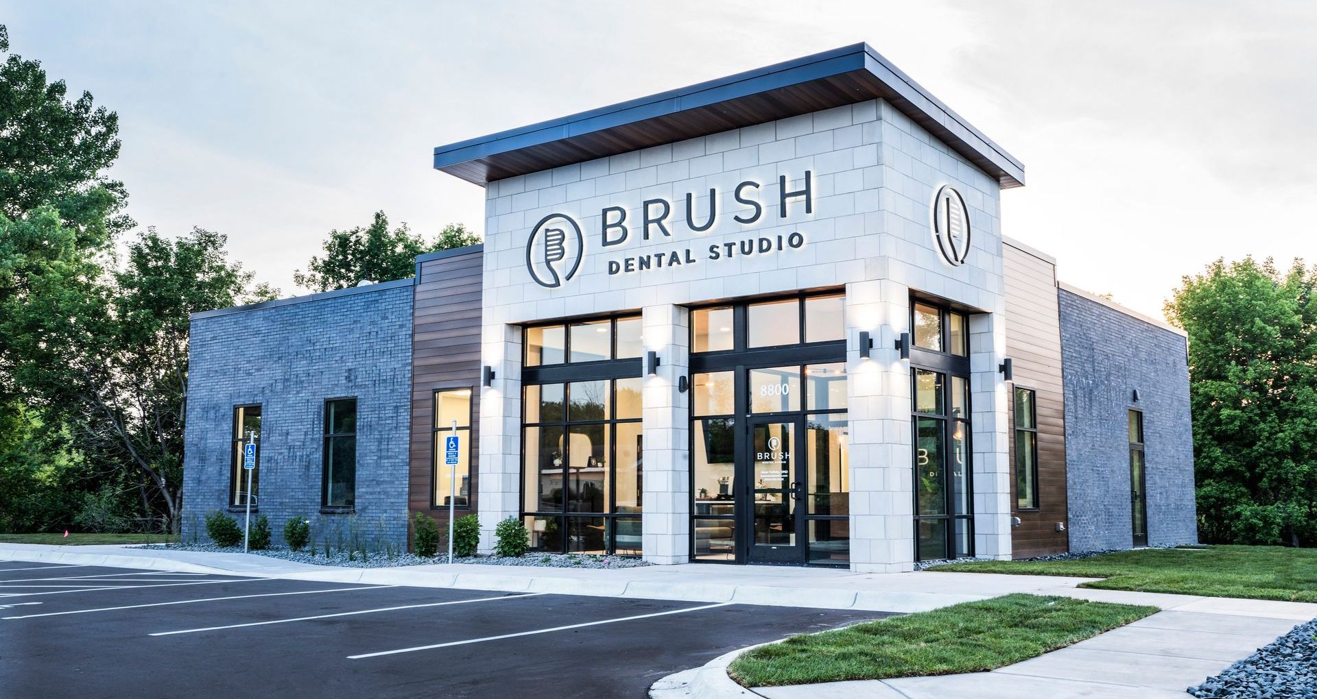 Brush Dental Studio Premier Dentist in Saint Bonifacius, MN