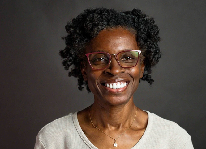 Leslie Simmons