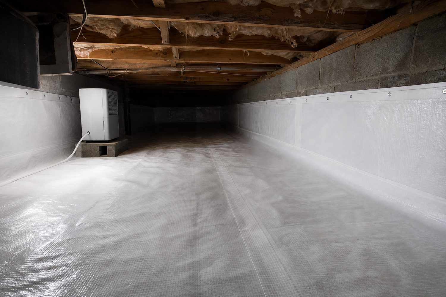 Crawl space encapsulation with sealed vapor barrier in Lima, OH