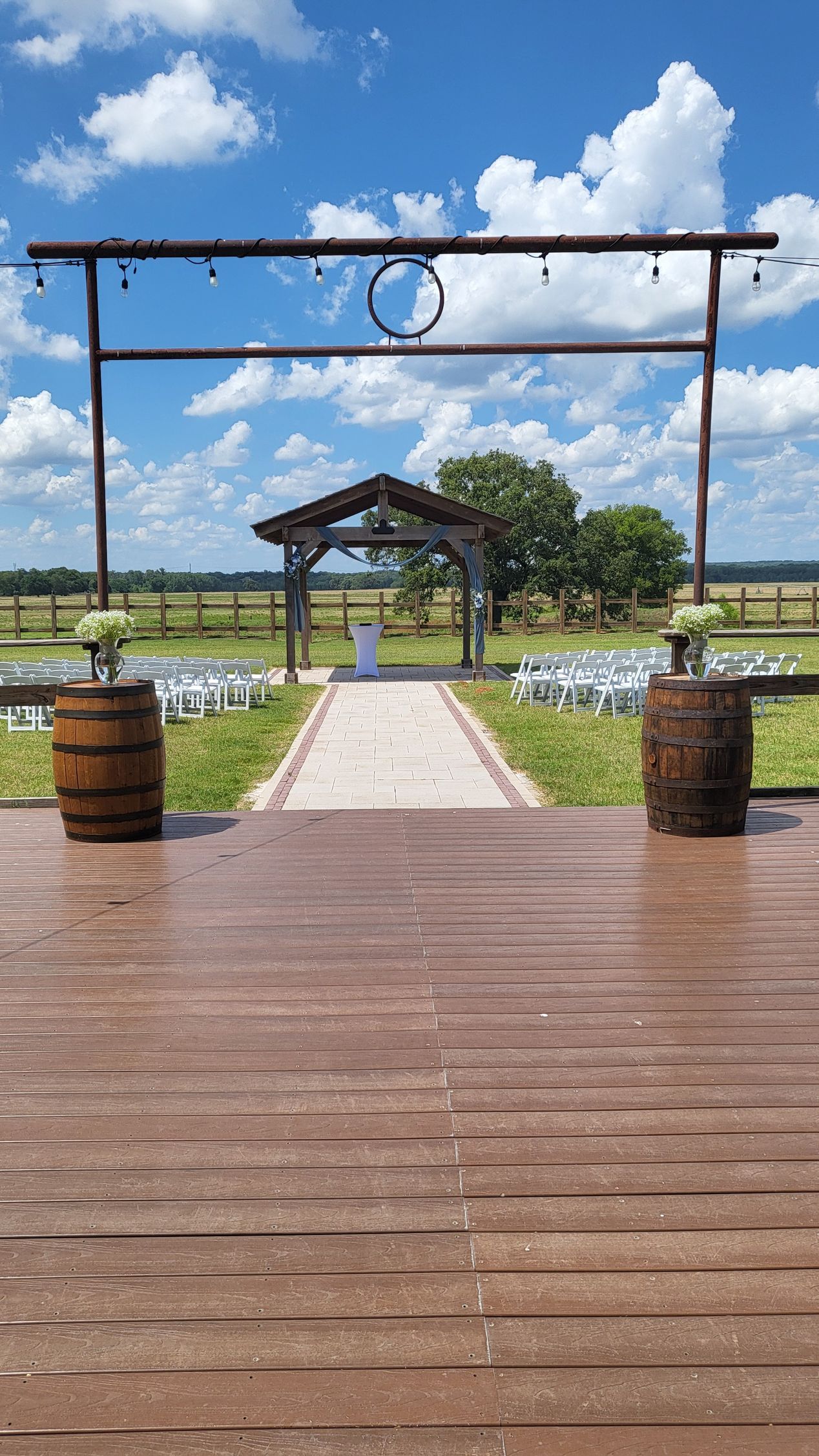 western outdoor wedding ceremony