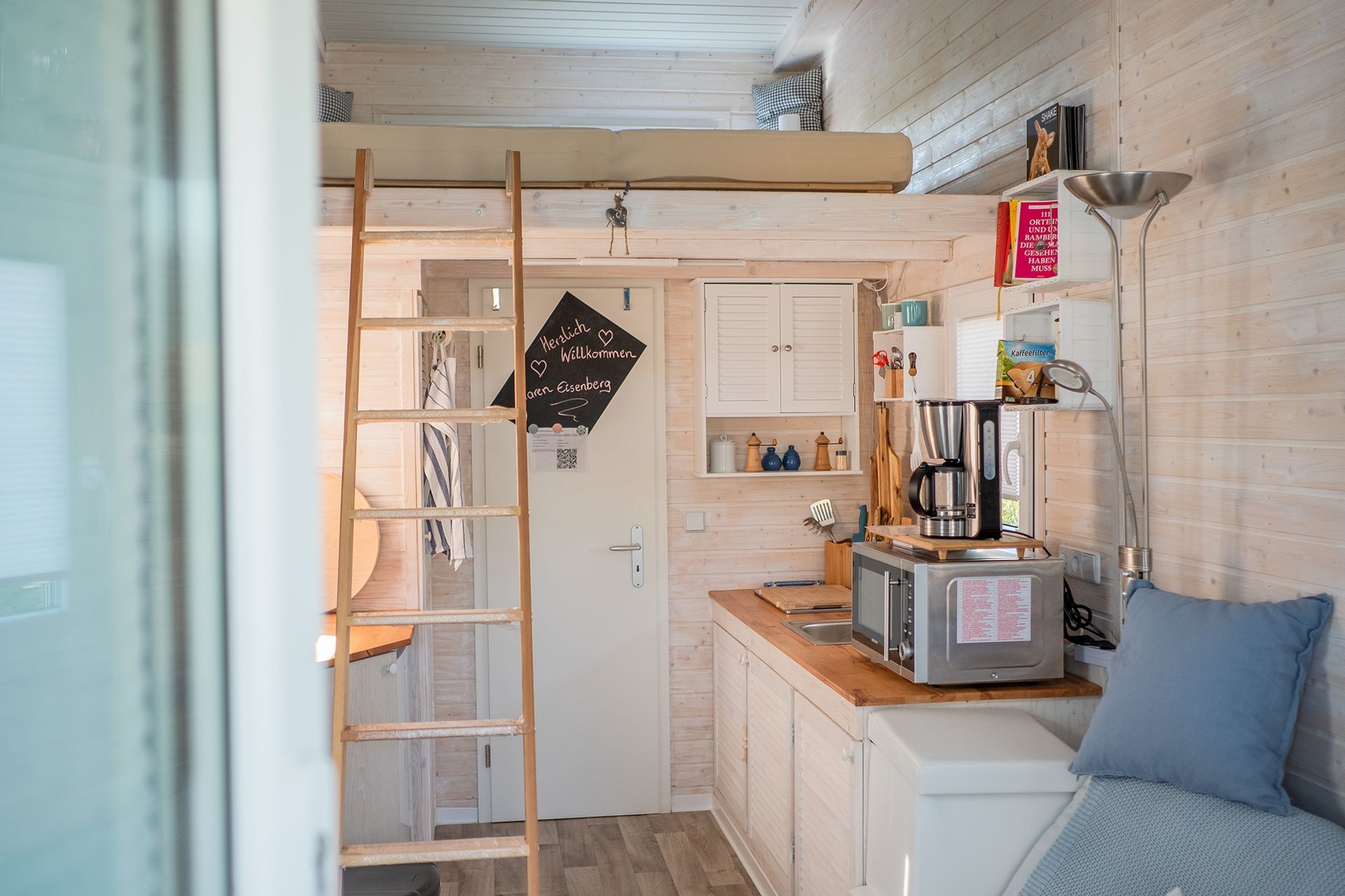 Tinyhouse bei Bamberg in Pettstadt - Innenblick (Fotografin: Lea Schreiber)