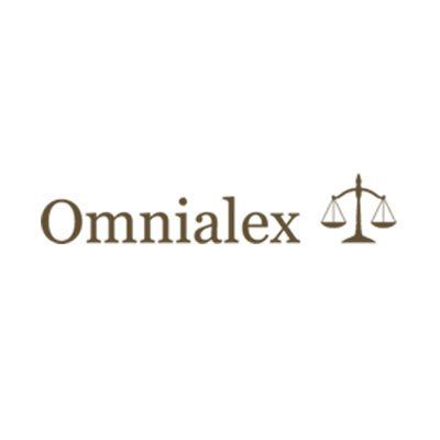 Logo Omnialex con testo marrone e icona della bilancia della giustizia.