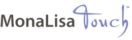 Logo MonaLisa Touch in testo nero e blu su sfondo bianco.
