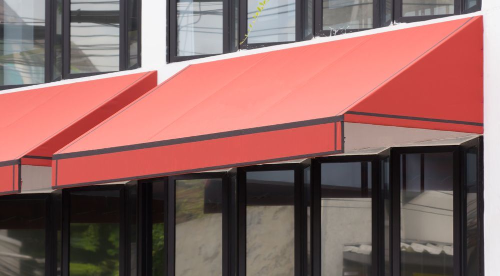 red awnings