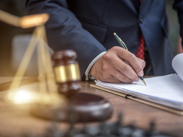 Attorney Signing Papers — Naperville, IL — Heitz & Bromberek, Ltd. Attorney Signing Papers — Naperville, IL — Heitz & Bromberek, Ltd.