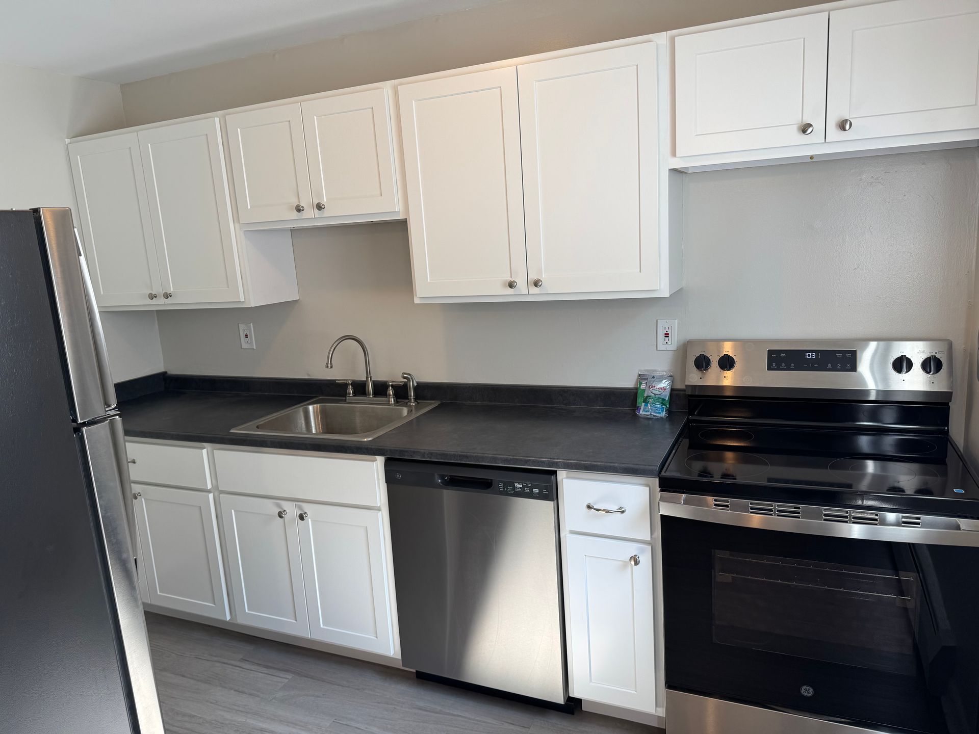 LITCHFIELD HEIGHTS KITCHEN