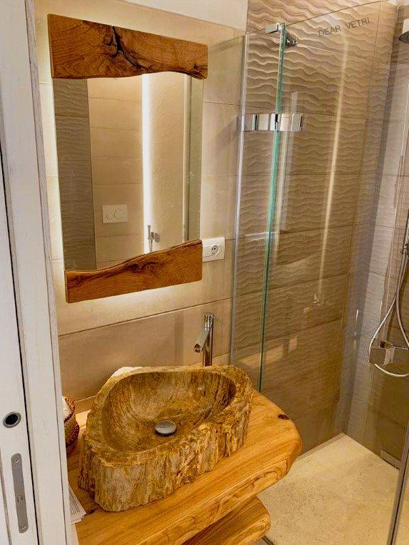 glass shower box