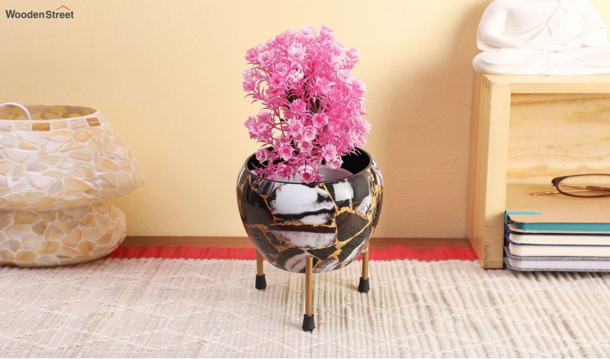 standing flower pots