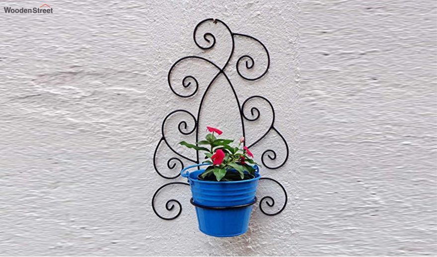Balcony pots