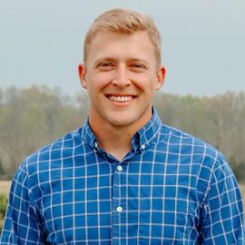 Blake Estabrook headshot