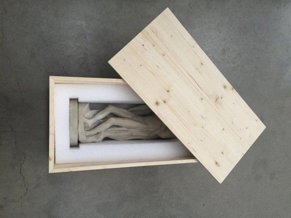 Polyethylene foam for boxes