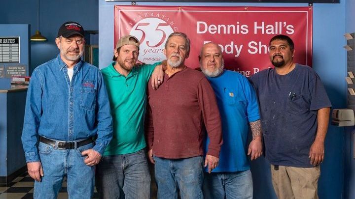 Dennis Hall's Body Shop in Memphis, TN