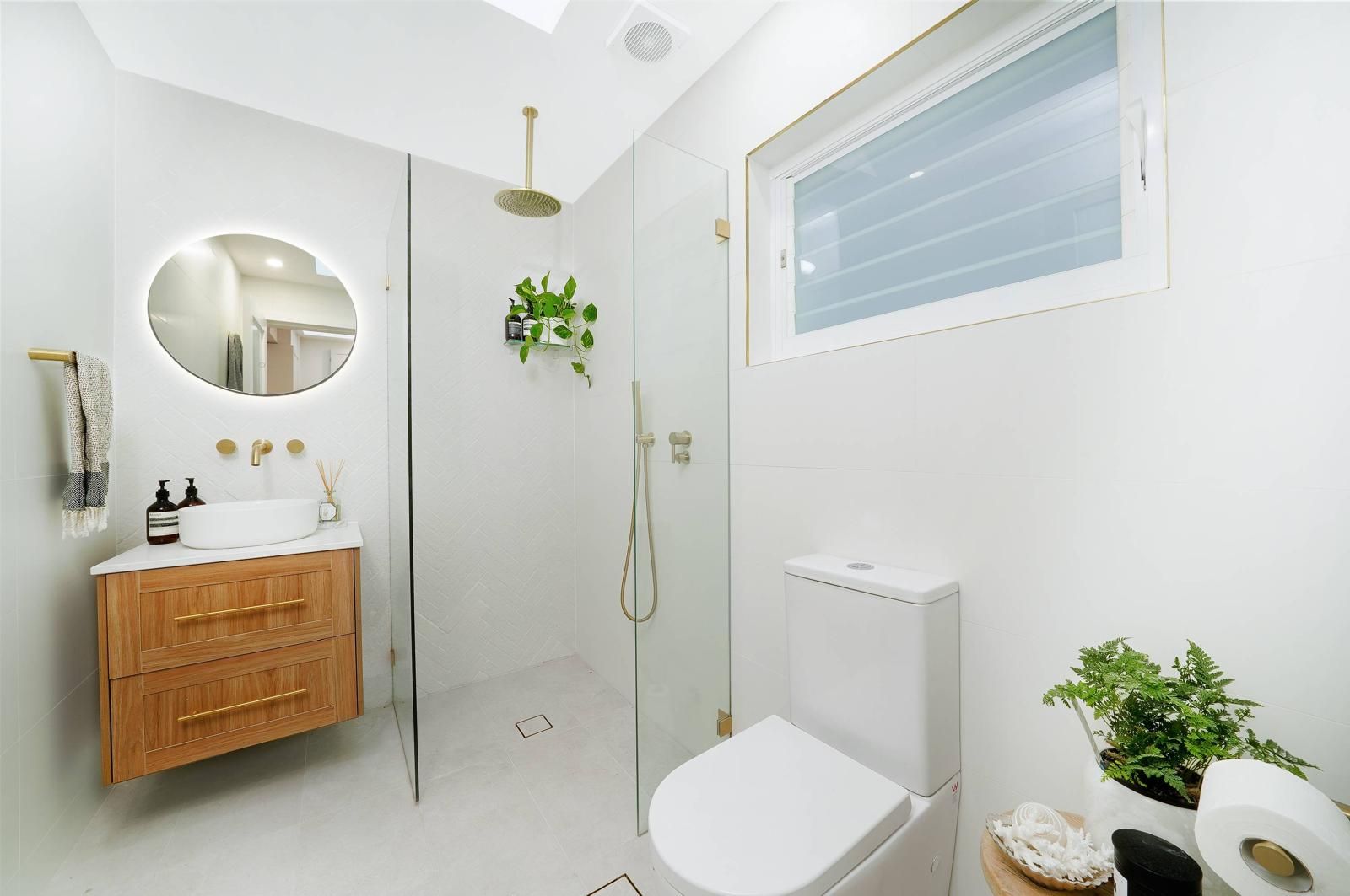 Professional Interior Renovation in Longville 