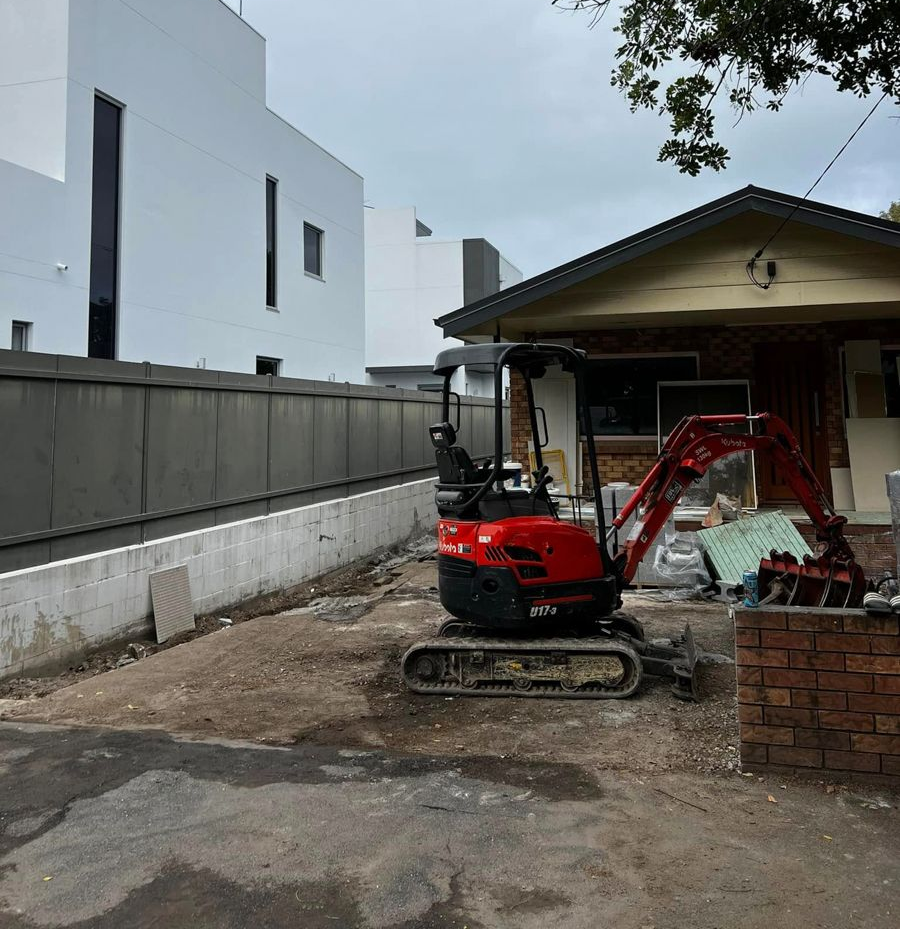 Mini excavator hire