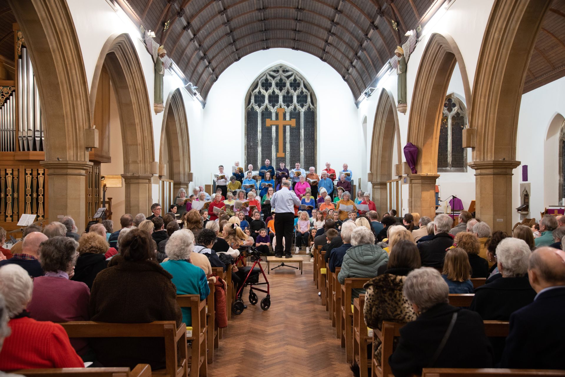 A full house for the Boundstone Chorus performing
