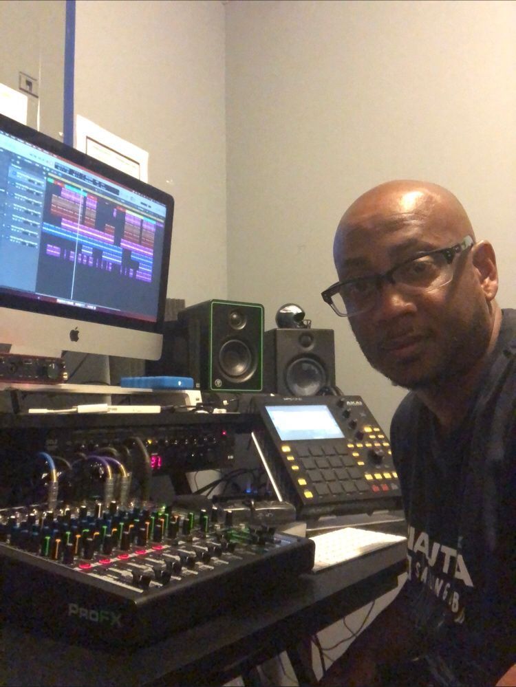 Rob D Kelly, sound engineer, music composer
