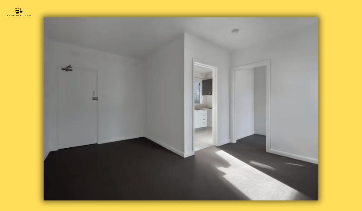 Inspection-ready apartment demonstrating how much to charge for apartment move-out cleaning.