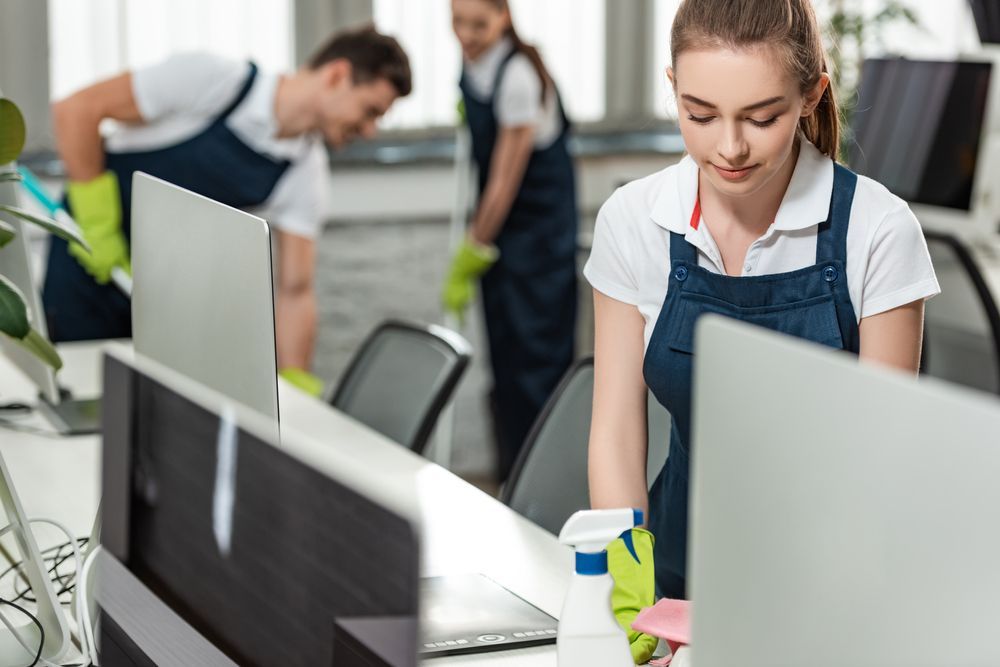 Standard vs Deep Office Cleaning in an Office