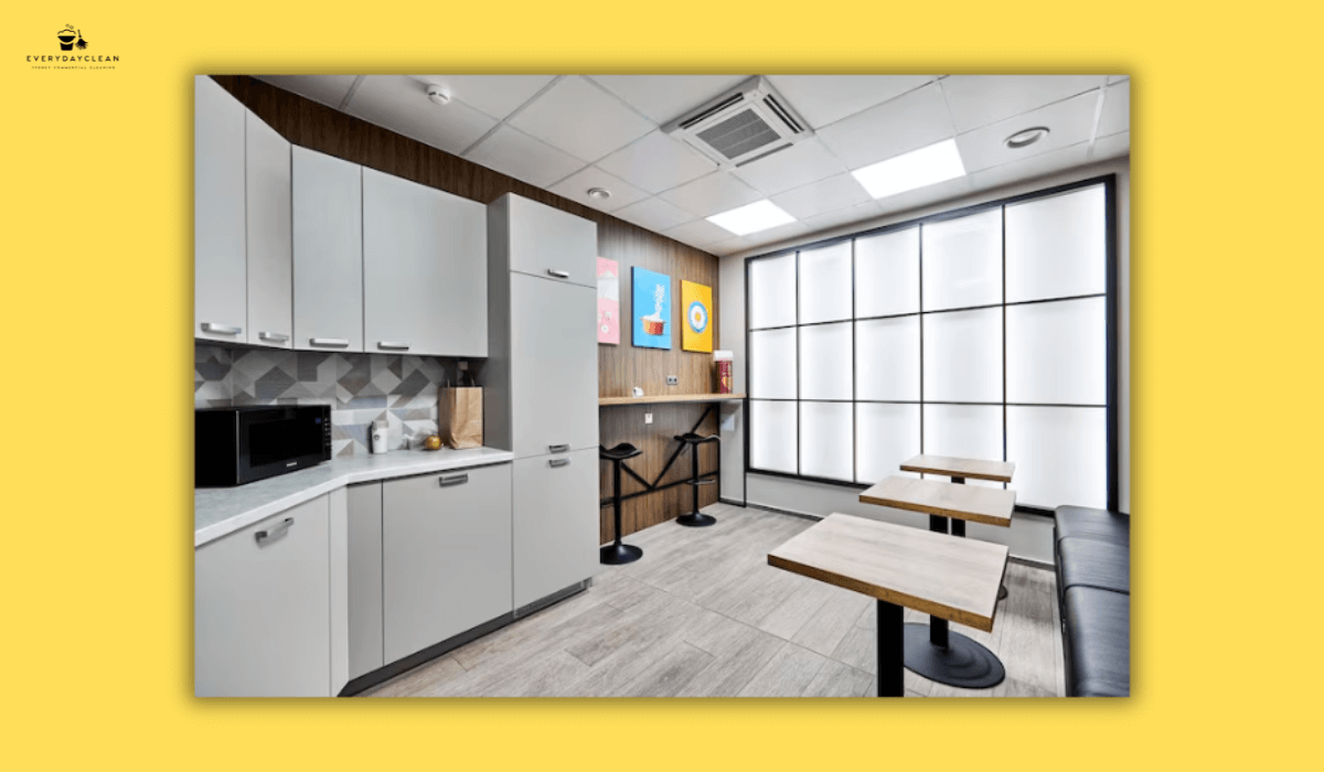 office kitchen cleaning