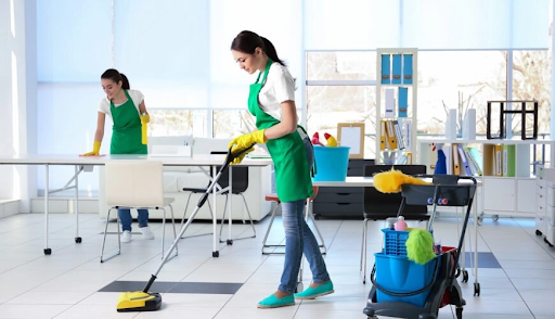 Key Elements to Include in a Commercial Cleaning Contract