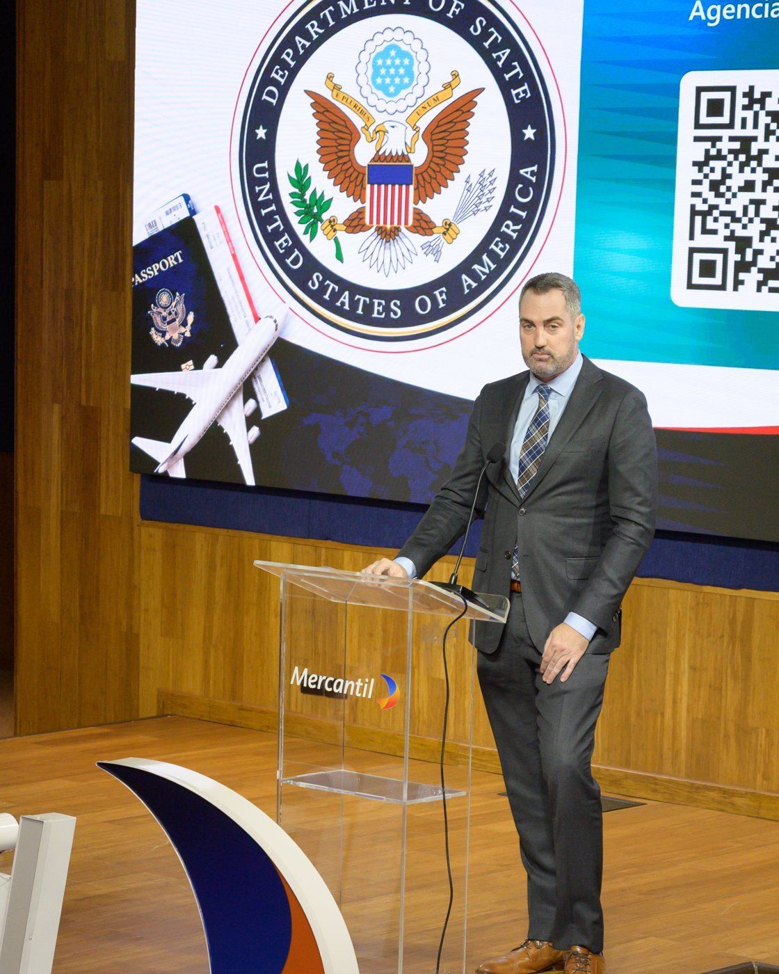 Intervención consular durante el Discover America Forum 2026.
