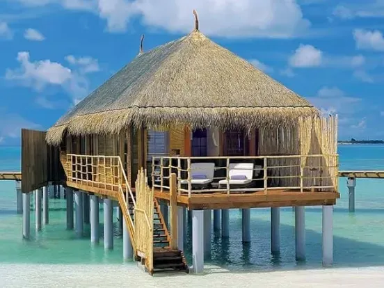 Constance Moofushi