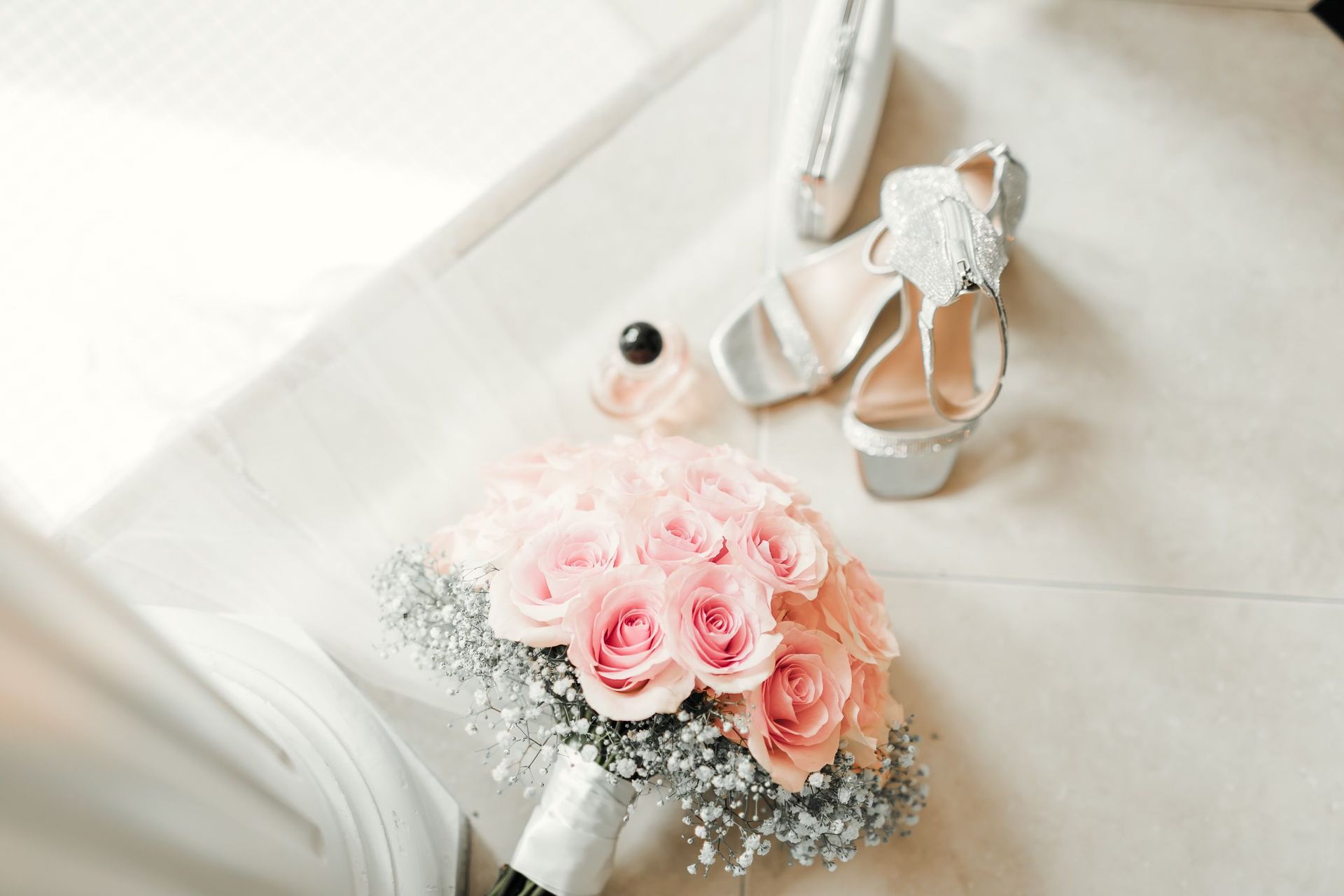 pink roses bouquet