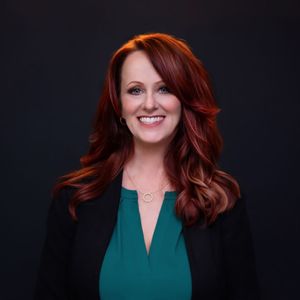 Founding Attorney Crystal Etue